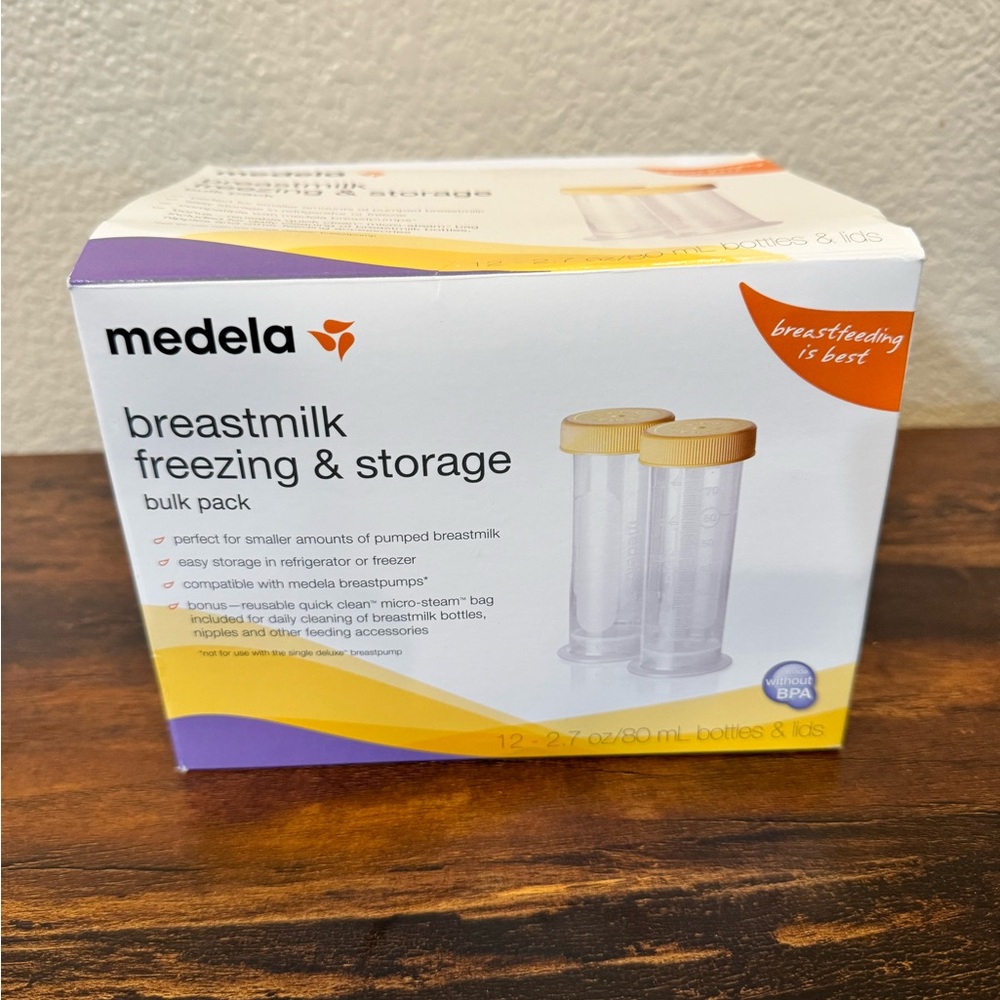 Medela Breastmilk Freezeing and Storage Containers